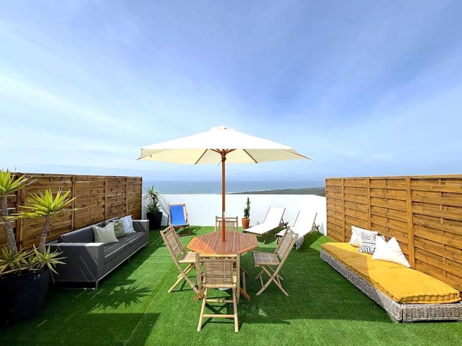 Nazaré Ocean Flat - Private Rooftop Terrace BBQ Esterno foto